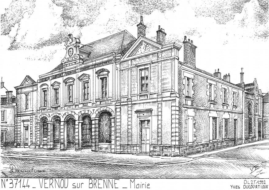 Cartes postales VERNOU SUR BRENNE - mairie