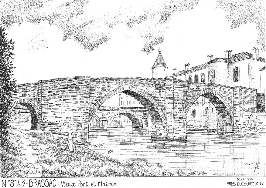 Cartes postales BRASSAC - vieux pont et mairie