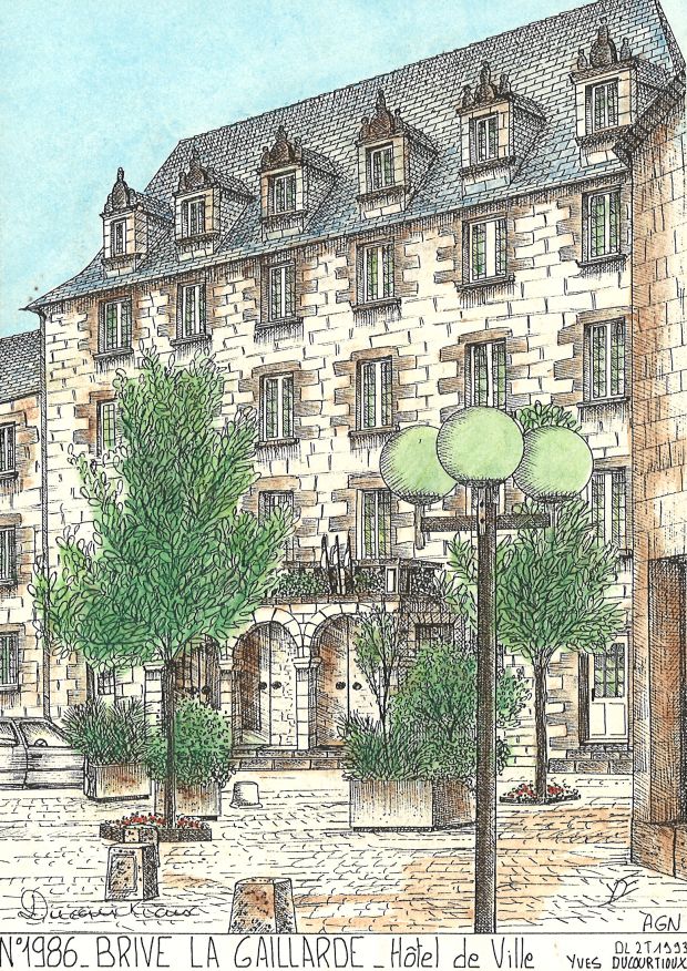 N 19086 - BRIVE LA GAILLARDE - hôtel de ville