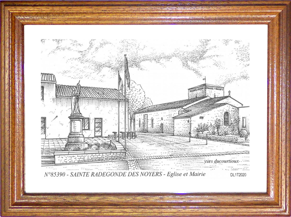 N 85390 - STE RADEGONDE DES NOYERS - église et mairie